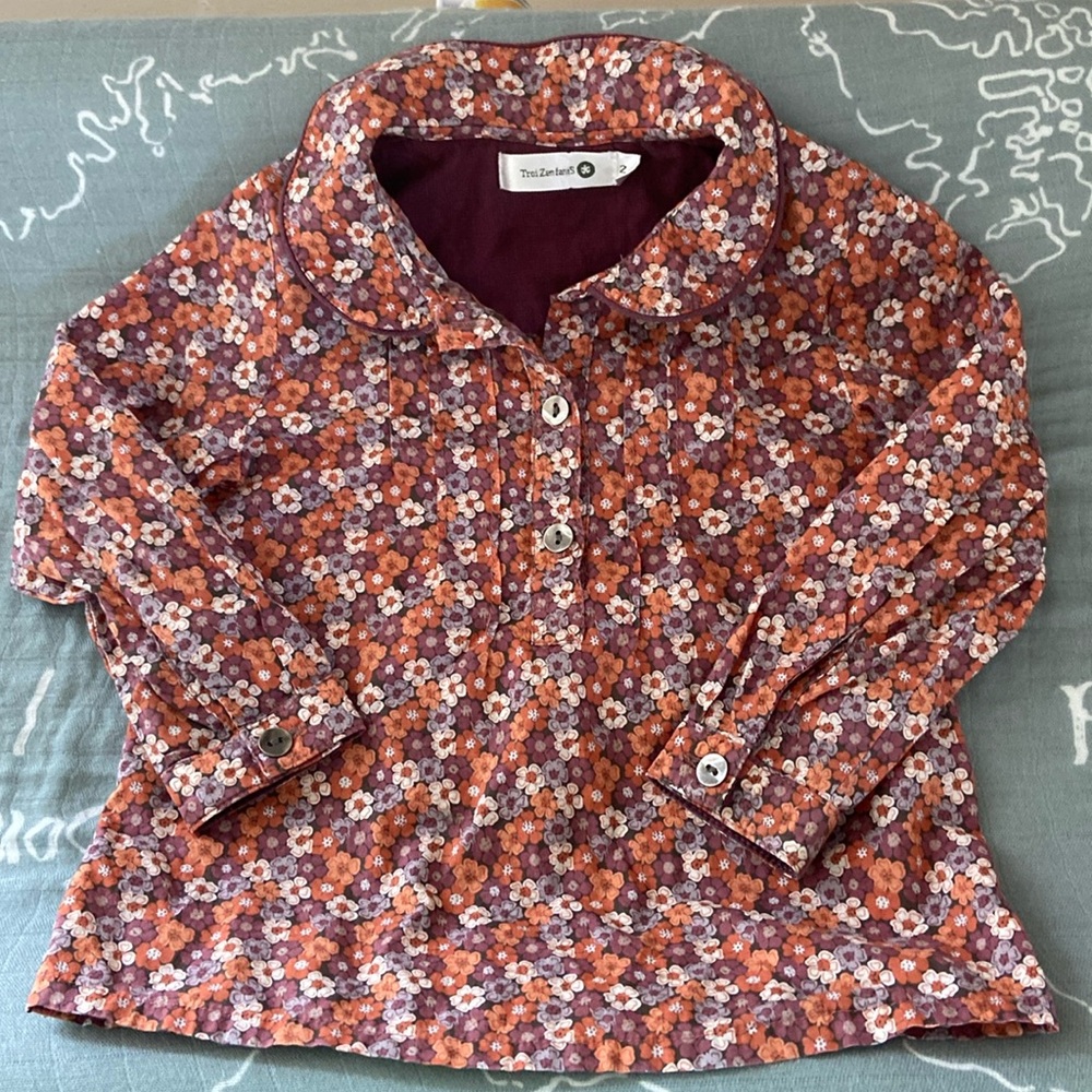 3/$15 Floral long-sleeve popover shirt w/ collar, buttons, size 24 mos to 2T